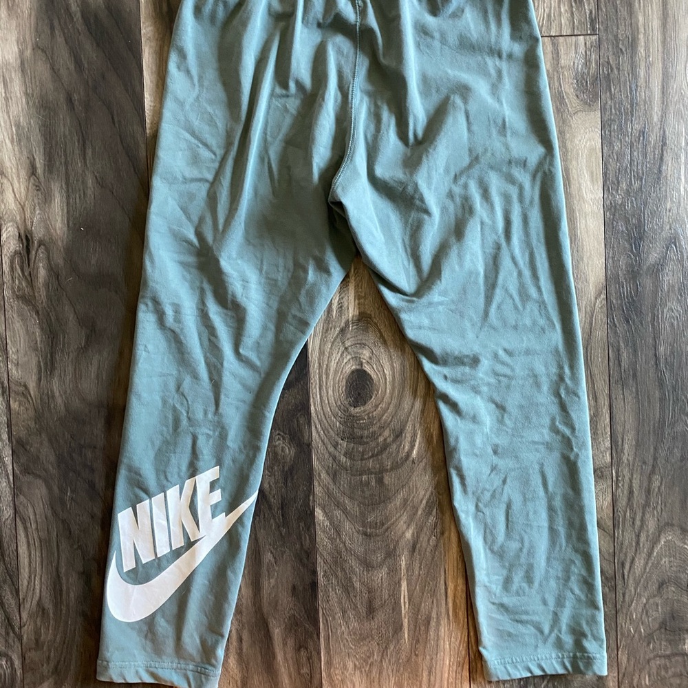 nike leggings